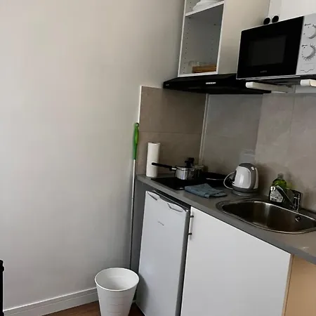 Appartement Un Studio Parisien Cosy Et Fonctionnel *